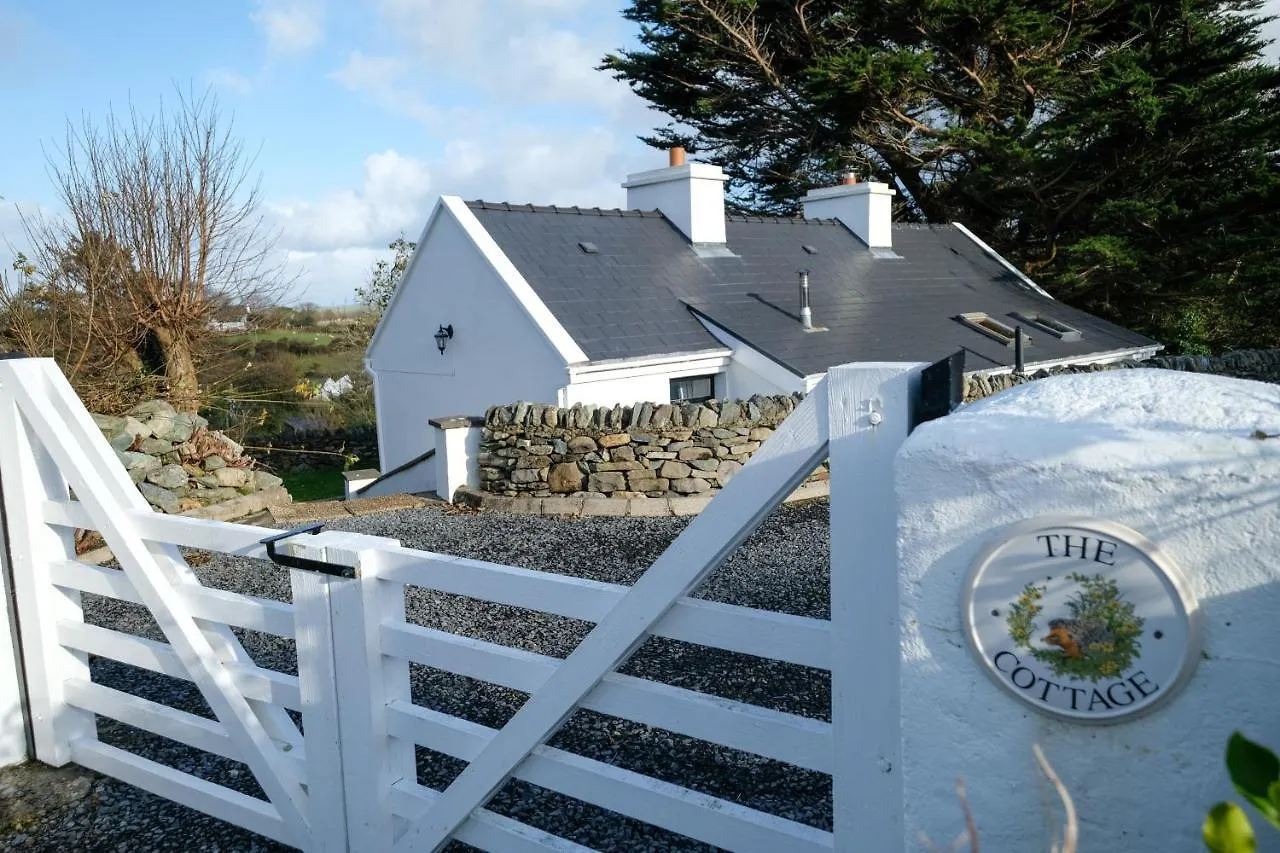 The Cottage Hillside Westport 0*,